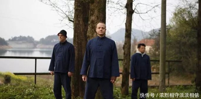 中医认为呼吸入腰,百病全消