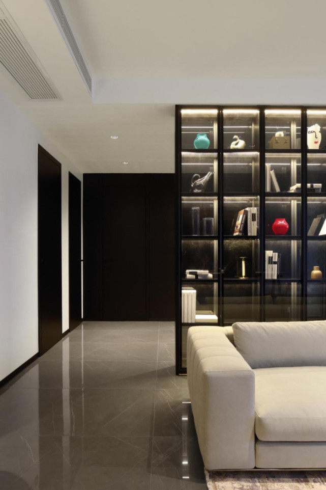 美学|150平现代风严谨而包容的美学,造出奢雅的空间