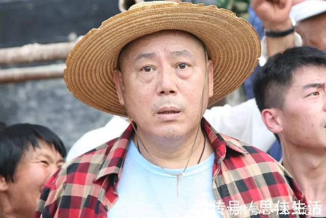 批評郭敬明、陳凱歌一片叫好，提到周星馳就錯了，李誠儒錯了啥？