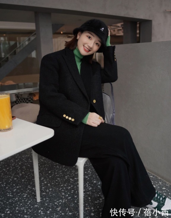 风衣 早春别急着买衣服,入手这3件外套搭配裤子就够了,时髦还高级!