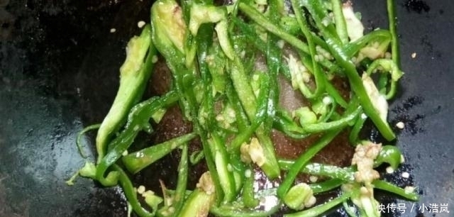爆炒|这菜是个宝，看见再贵也要买，吃一次等于给肠胃洗个澡！