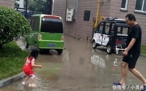 小情人|“佩奇父女”跳泥坑火了,网友:奶奶已经扛着大刀在来的路上