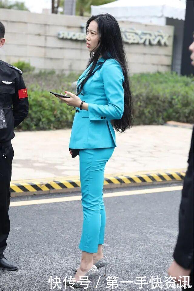 今夏刮起“职业风”,职业装再次成为时尚,穿着干练又体面!