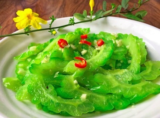 让人倒下的不是病,而是无知!吃苦瓜的一大禁忌,大家来了解下