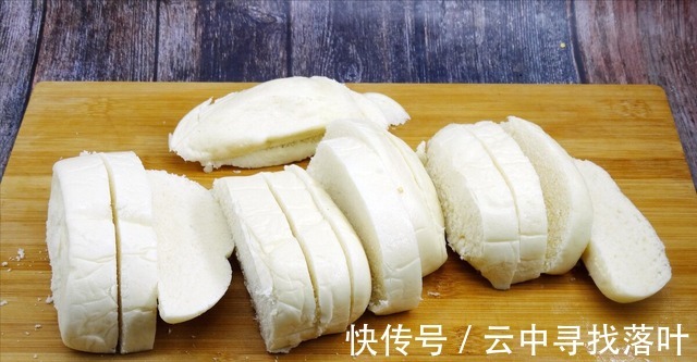馒头片|炸馒头片,不要再裹蛋液了,加上关键1味料,出锅又酥又脆不吸油!
