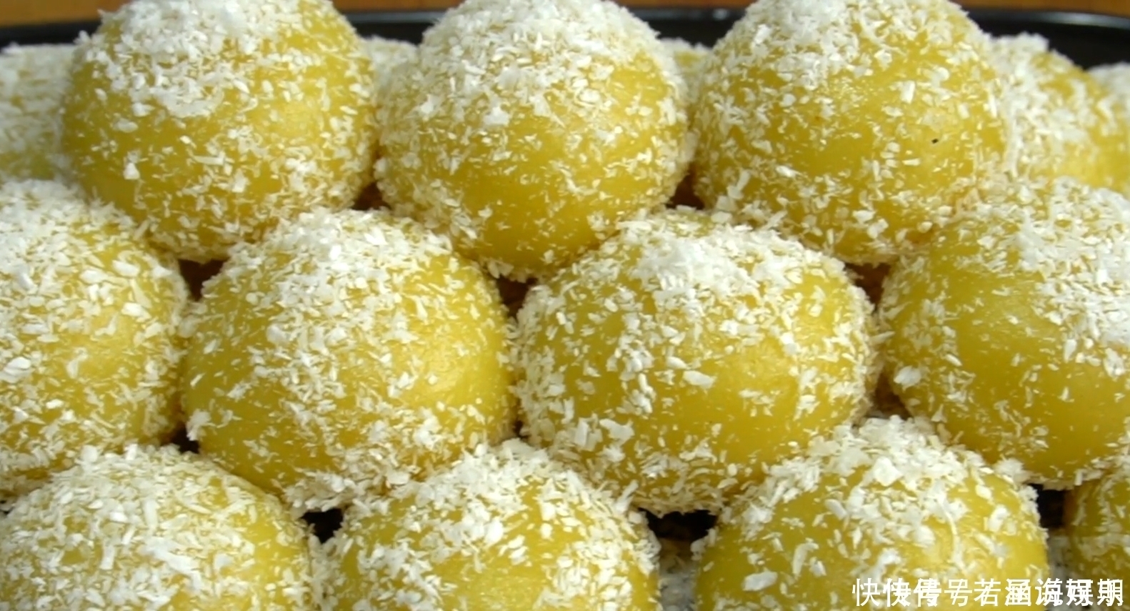 孩子三天两头就馋这盘丸子,不加水不放油,软糯香甜,营养又健康
