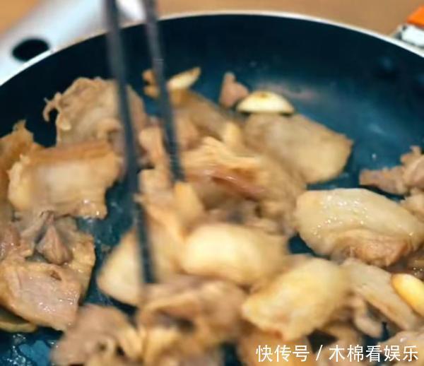  下饭|这道菜叫农家小炒肉，那么它真的是农家菜吗反正很好吃，好下饭