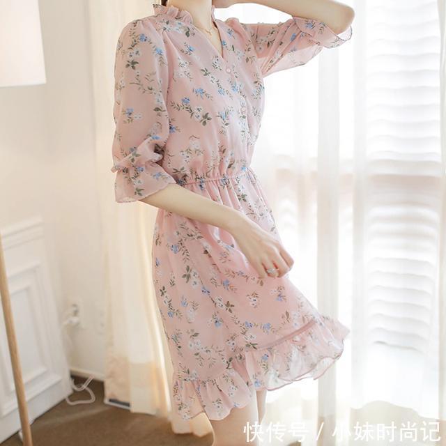 雪纺连衣裙|穿上清新文艺连衣裙,减龄不装嫩,更优雅有女人味
