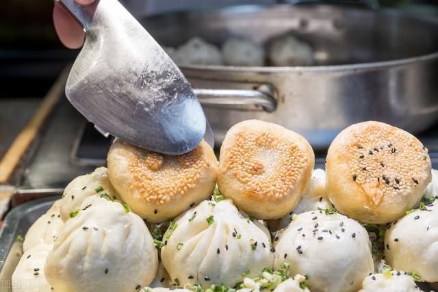 区别|生煎包和水煎包,到底区别在哪看后长知识了