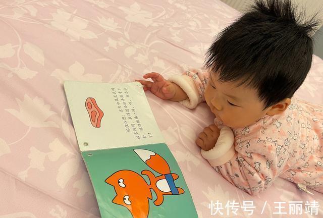 汤姆斯杯|幸福!国羽世界冠军晒出妻儿温馨合照,赵芸蕾带娃看比赛专心致志