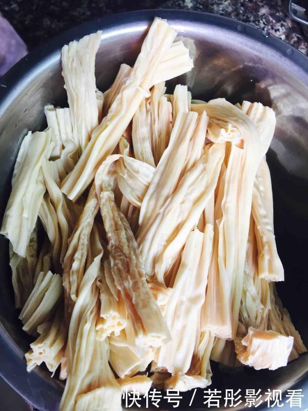 鱼腥味|不管炖什么鱼，千万不要放这2种调料，否则鱼腥味重太难吃！
