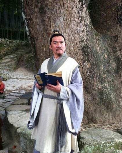 重赏|赵匡胤问赵普:天下什么东西最大?他回答两个字后,立马被重赏!