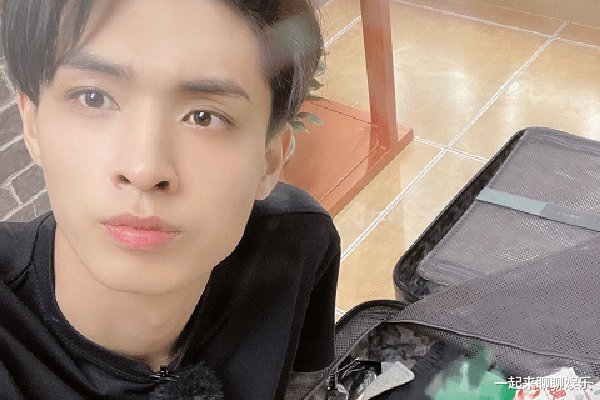 蔡少芬给秦霄贤改名，他本人回应看出情商，火不是没有原因