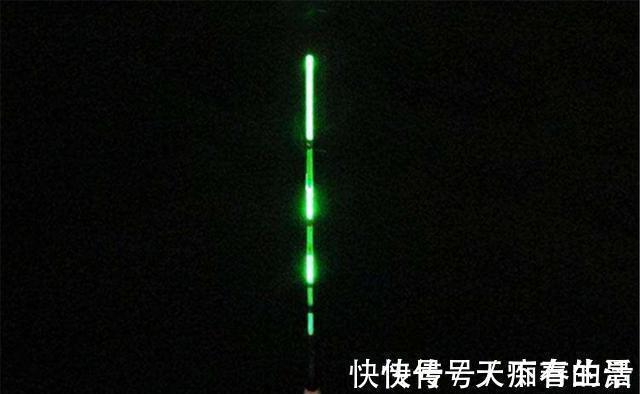 技巧|夜钓调漂技巧,晚上鱼情好光线差,灵钝还是其次,关键要看得清楚