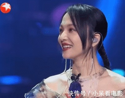 童颜|张韶涵肖战也太默契了!37岁的她少女颜漫画腿不输90后小花······