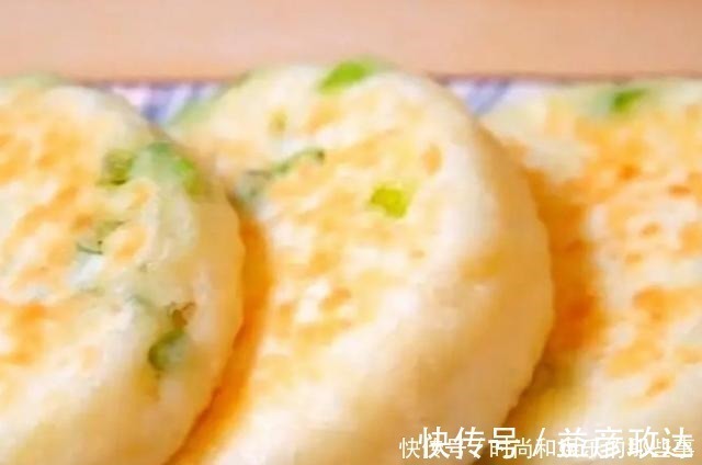 柔软|柔软冠军非它莫属，发面葱花饼新做法，100%成功零失败！