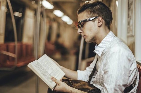 拐点@命运陷入低谷时，重要的拐点就是“读书”