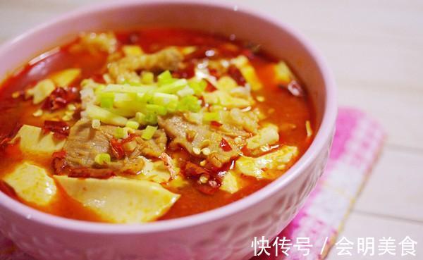 周末去朋友家蹭饭,一桌子的硬菜,下次不带点礼品真不好意思来