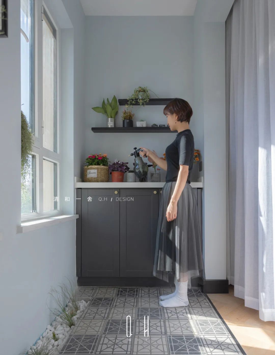 轻奢|128㎡现代轻奢,稳重配色+文艺布置,让生活充满诗意与情趣