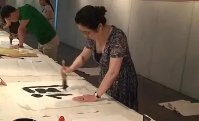 中书协&晓云榜书“金陵诗词歌赋颂”真惊艳,笔力雄厚,笔笔扎实