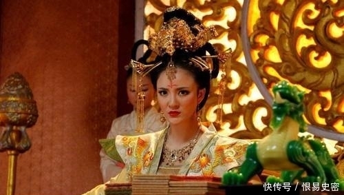 李显|为什么李隆基当上皇帝第一件事，就是干掉姑姑太平公主？