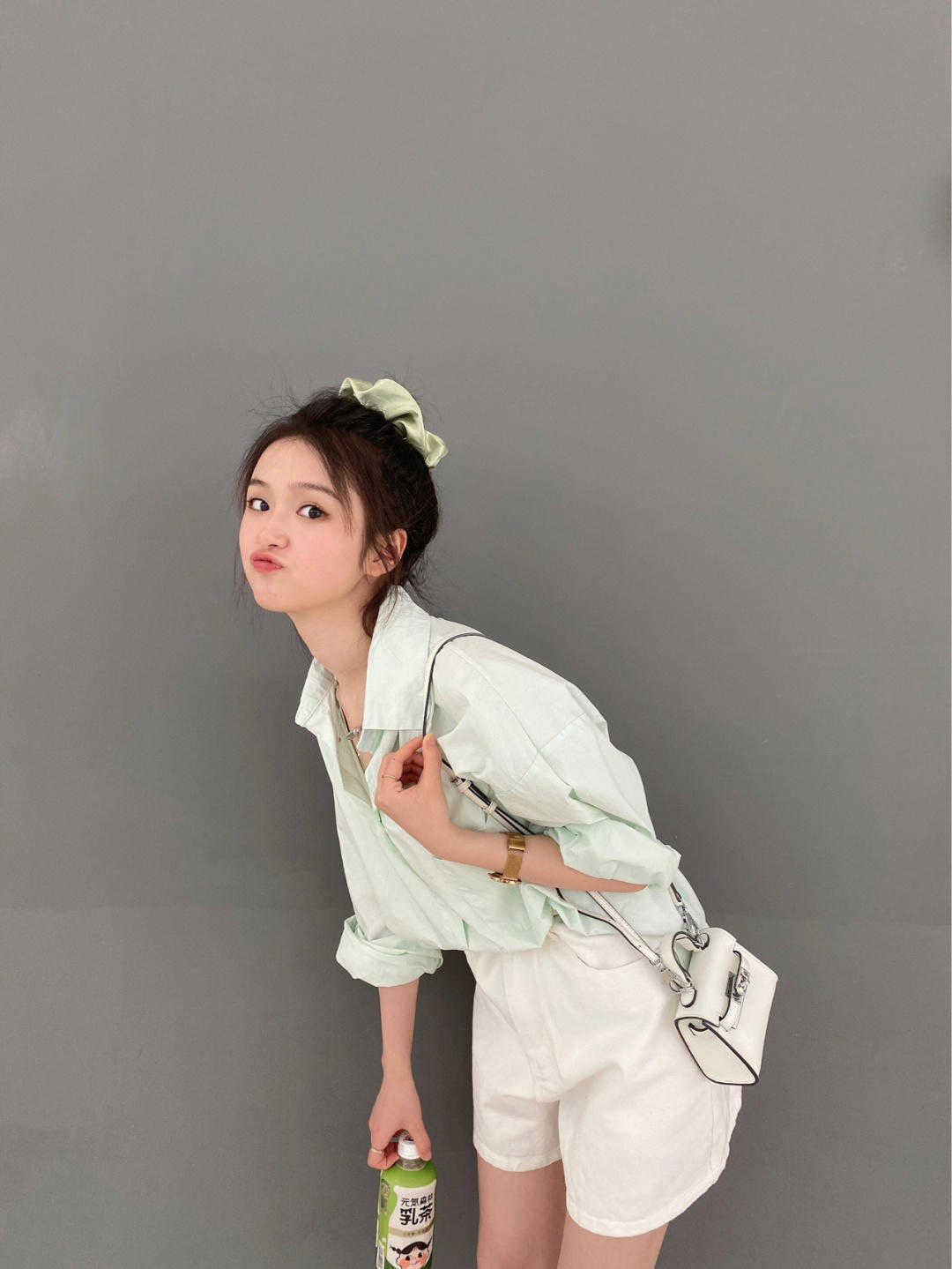 时尚|清凉色怎样搭配,高级又时尚,不失华丽和优雅