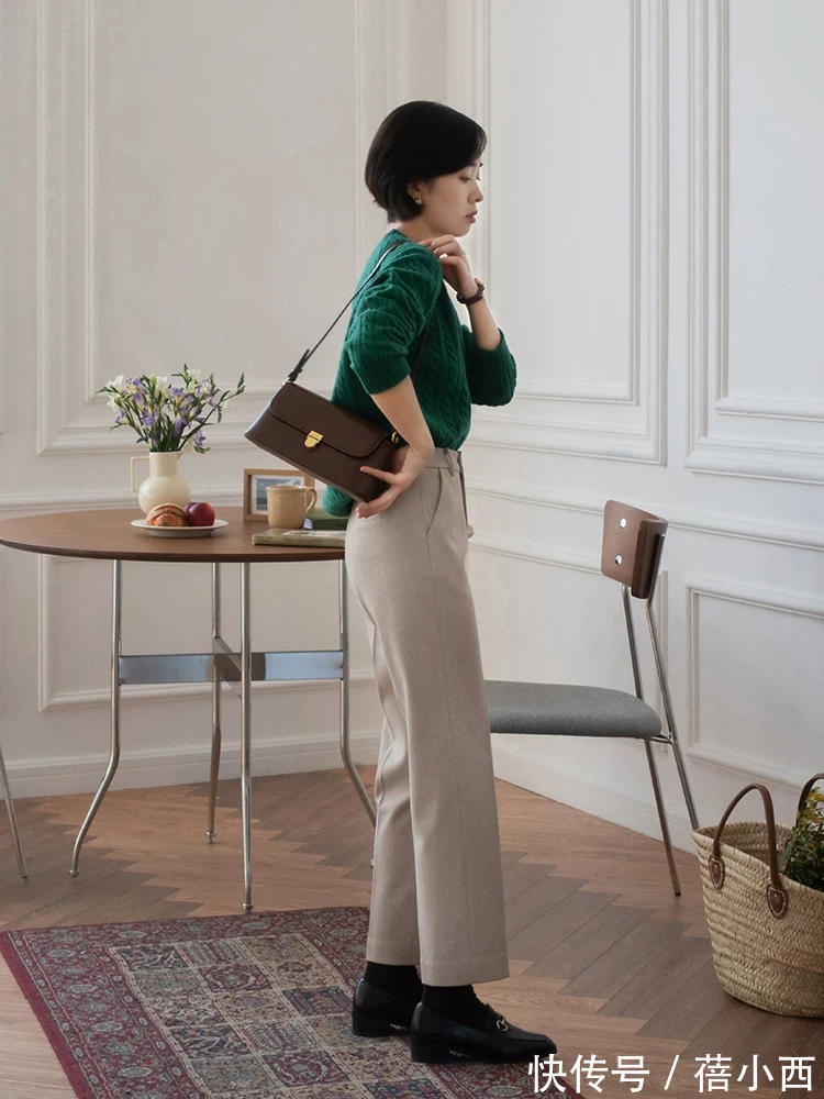气质 步入中年只会穿“奶奶装”?试试九分裤搭配,轻松塑造气质知性美