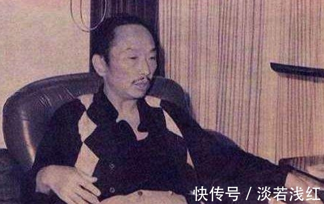 郑月霞&古龙:喝最烈的酒,玩最利的刀,恋最美的人,过最悲惨的生活