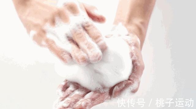 蜂花|建议女人逛超市碰到这3种洗发水，别犹豫！虽然便宜但真心好用