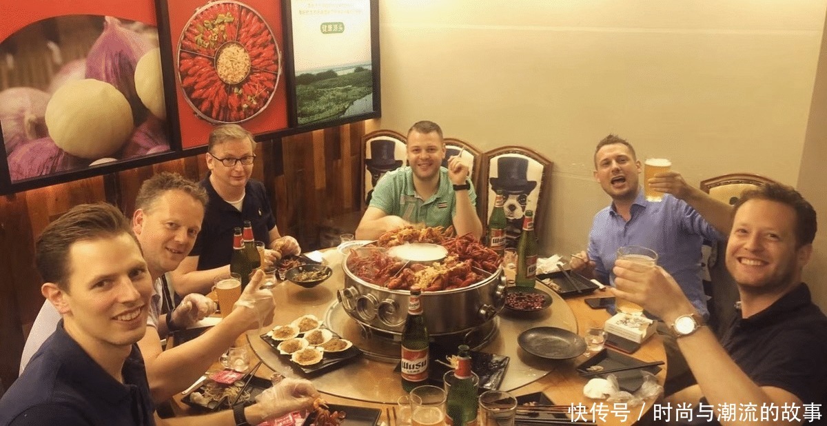 外国人|外国人抱怨中国菜不实惠,网友看后无奈的笑了,表示吃的饱才怪