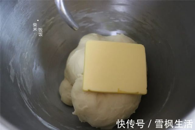 果酱|不想早起做早餐，就烤两个面包吧，又香又软，三天早餐不愁了