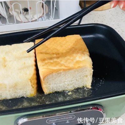 黄油|别再出去吃了，拔草厚蛋烧三明治自己做更好吃