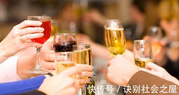 养肝护肝|这4种食物，常吃可以养肝护肝清肝！每天一顿快给你的肝脏洗洗澡