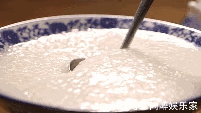 中国网友|日本人嫌弃中国早餐太简陋,中国网友我们精致起来,自己都害怕