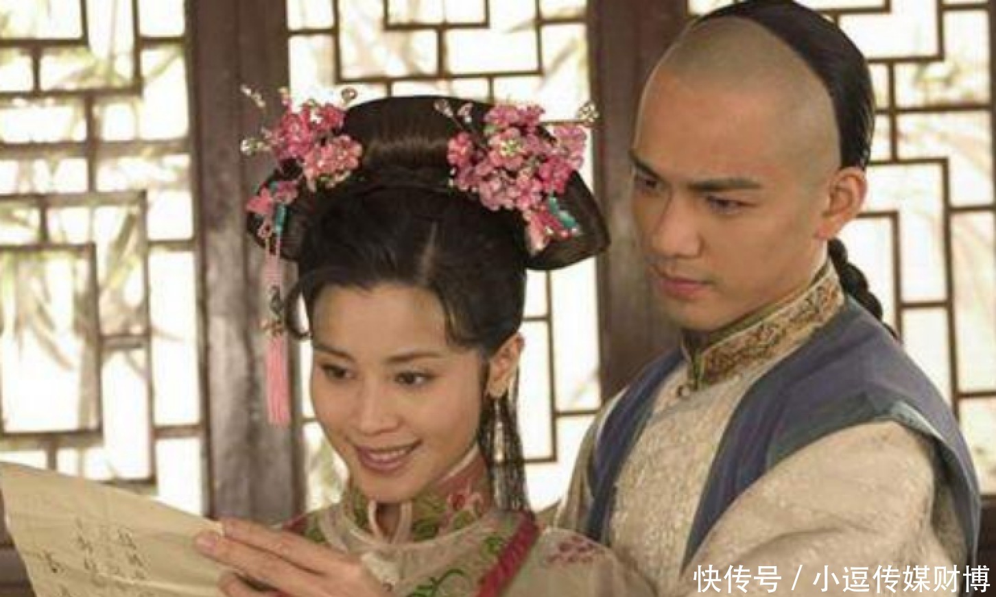 红楼梦中,纳兰容若一生挚爱是林黛玉,也是康熙的宠妃