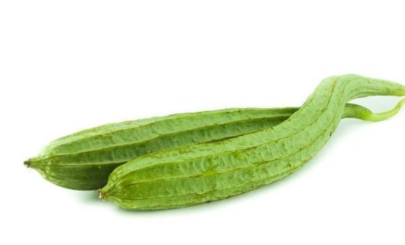 丝瓜虽不起眼,常吃却有4大好处找上门,尤其对女性