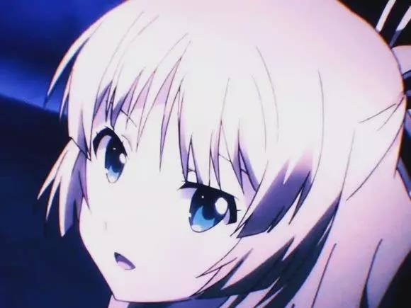 动漫头像:很喜欢 很短暂 很遗憾