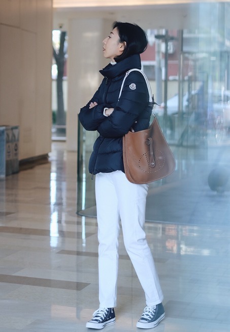 卫衣 女人再懒,冬天也不能乱穿衣!跟着博主这样穿羽绒服,超美!