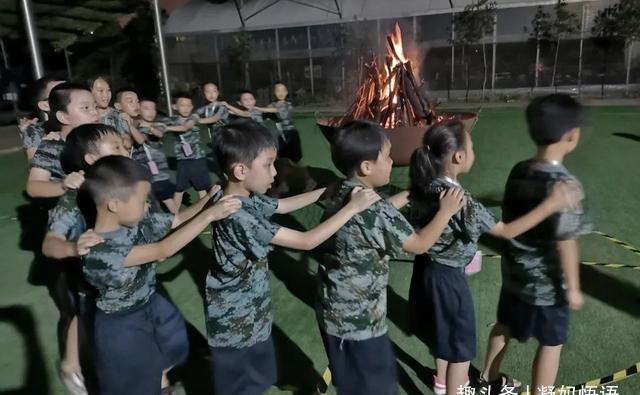 自觉|调皮王变成自主管理达人,学霸爸爸:做好4点调皮孩子也能变自觉