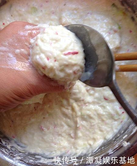 入适量|水萝卜丸子家常做法,不散不变形,外酥里嫩,营养丰富味道鲜