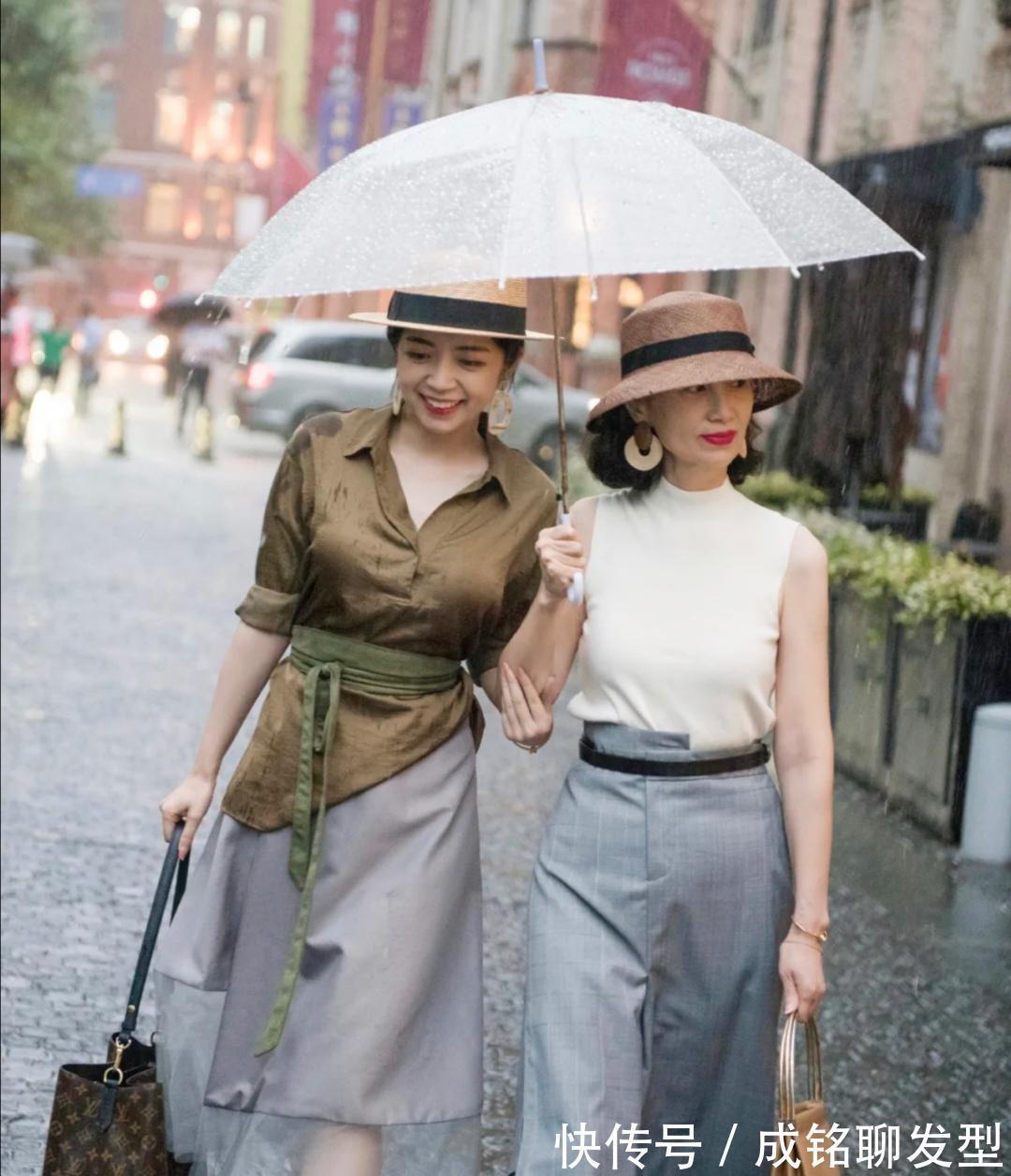 三木博主|奔六的女人穿搭有讲究,学三木博主妈妈的穿搭,看不出已经58岁