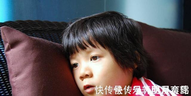 心理|孩子心理权威测试,这五个表现全都有,说明你家孩子自卑心很重