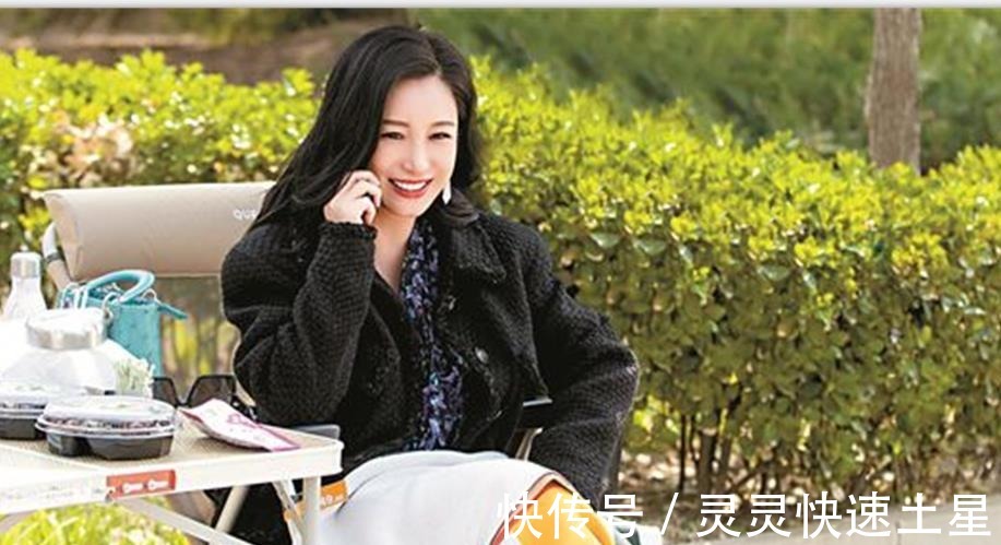 董事长夫人李萍爱搞笑,秦海璐这样回应