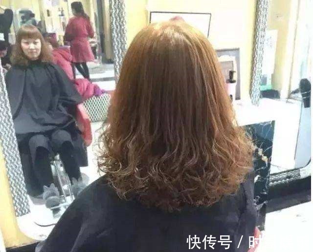 白发|黑发多是“吃”出来的!医生提醒3种食物是白发高手,最好少吃