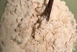 面包|家庭早餐包做法,豆沙面包卷,简单美味营养,吃不够,试试吧