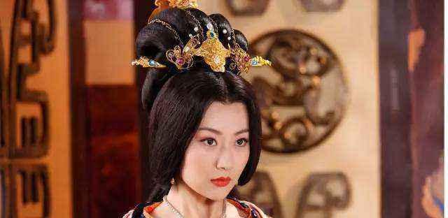 甘心|此贵妃因长相太美,皇帝甘心做她奴隶,亡国后被勒死在狱中