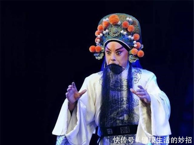 自成|京剧第一老生于魁智,唱腔独特自成一派,为何被当作反面教材