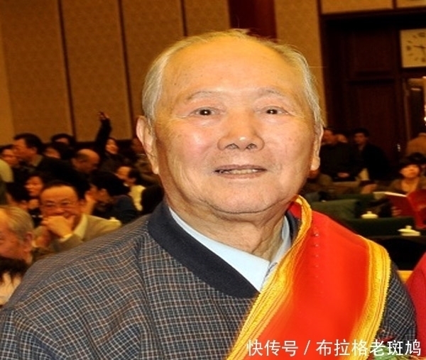 长寿|96岁中医喝粥数十年,他说少吃保健品,常喝2碗粥,健康更长寿