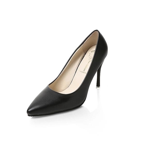 今年流行的女高跟鞋,显高舒适还不累脚,春节穿特有面