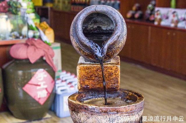 看清|买醋时要看清,品牌不重要,只要是有这串“符号”,都是勾兑醋